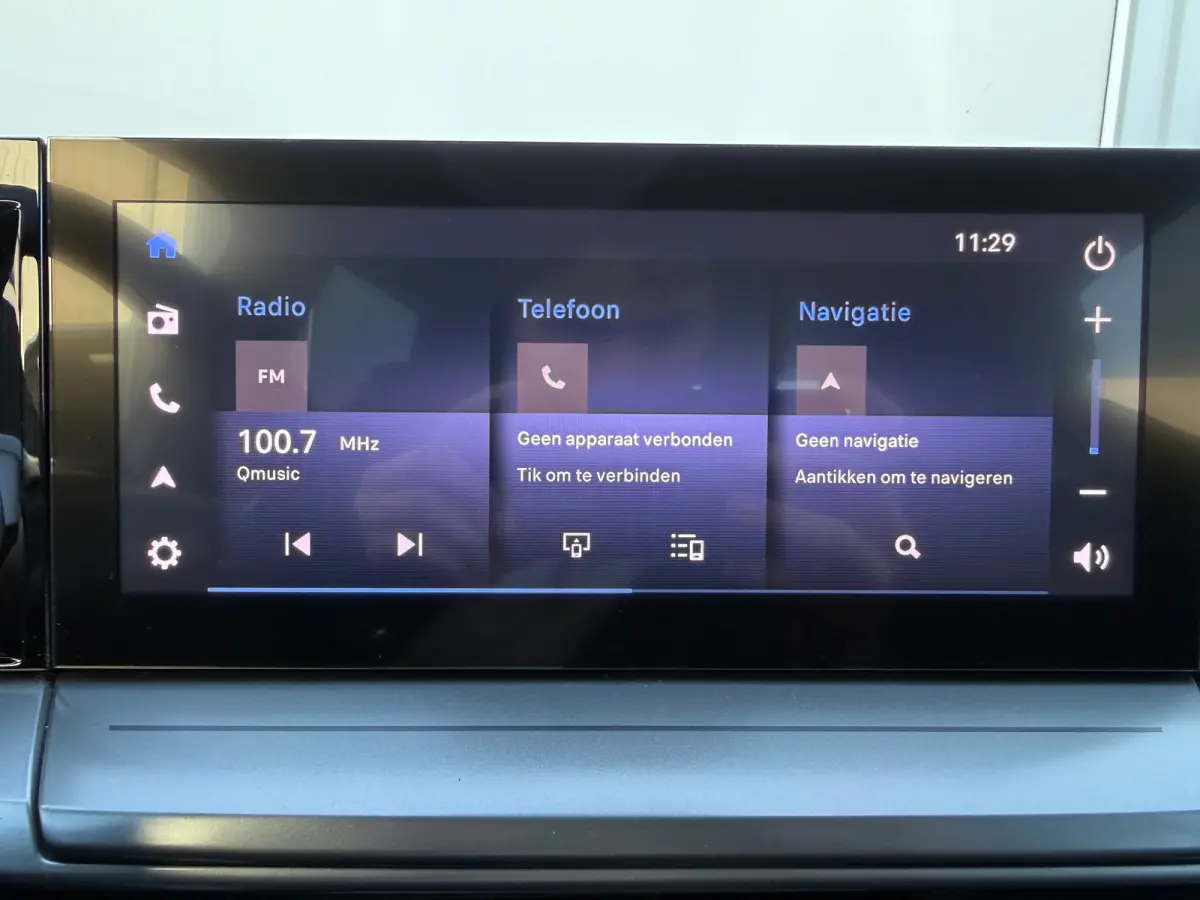 1.2 GS hybride 145pk | CAMERA ACHTER| APPLE CARPLAY/ANDROID AUTO| PARKEERSENSOREN V&A| NAVIGATIE| STOELVERWARMING