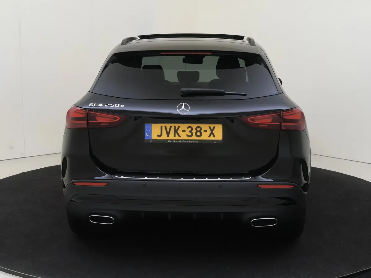 250 e Business Solution AMG /Panoramadak /Night-pakket /8.142 KM!