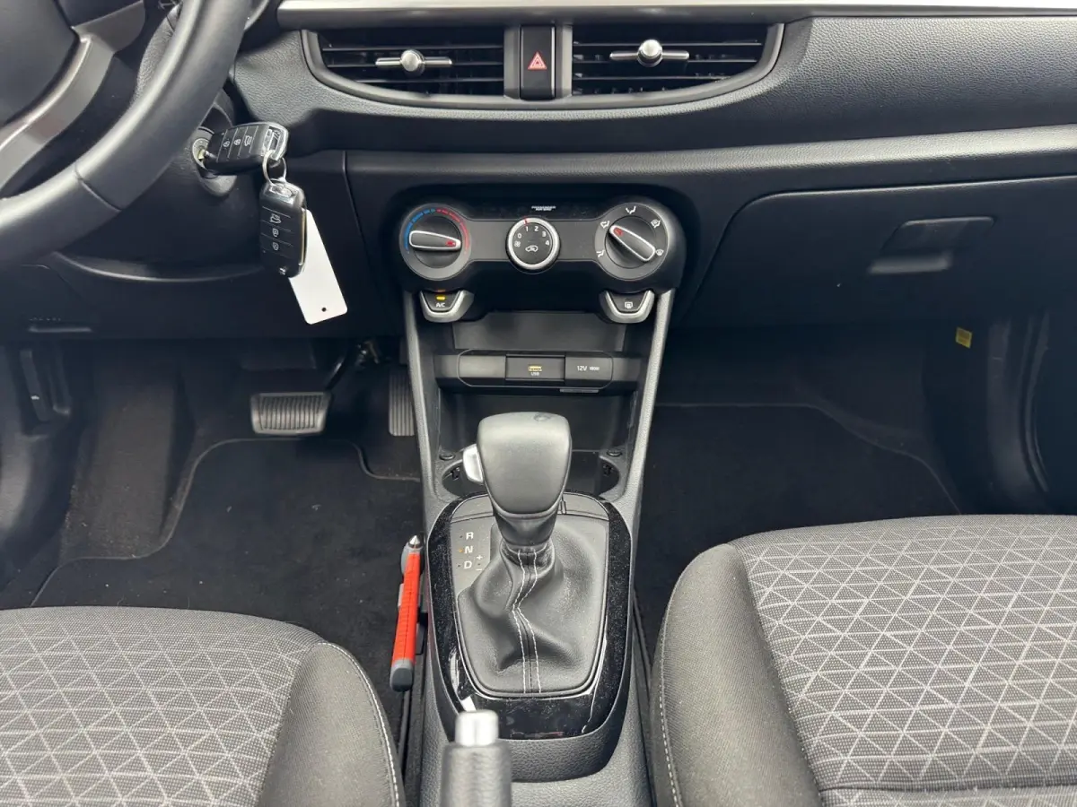 1.0 DPi DynamicLine | Cruise control | Parkeer camera | Apple Carplay/Android Auto