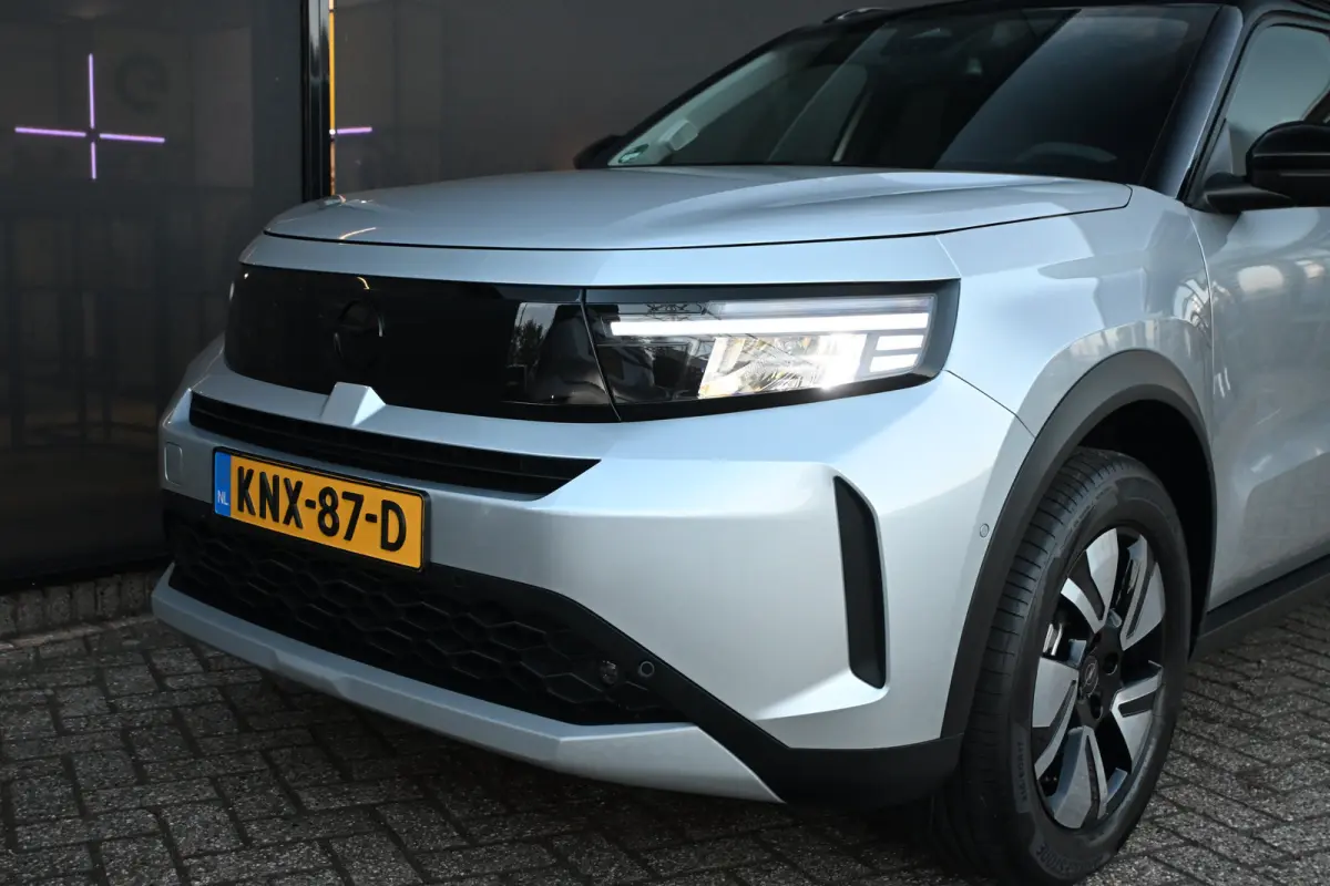 1.2 Turbo Hybrid GS 110pk Tot 8 Jaar Garantie! | Stuur/Stoelverwarming | Achteruitrijcamera | Navigatie | Dodehoek-Detectie | Climate Control | !!