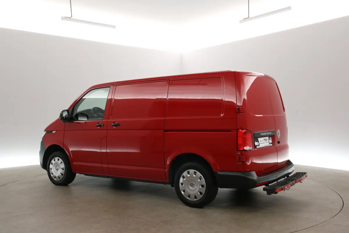 2.0 TDI 150PK L1H1 | Automaat | Airco | Camera | Cruise | 3 Zits | 2xSchuifdeur | Carplay