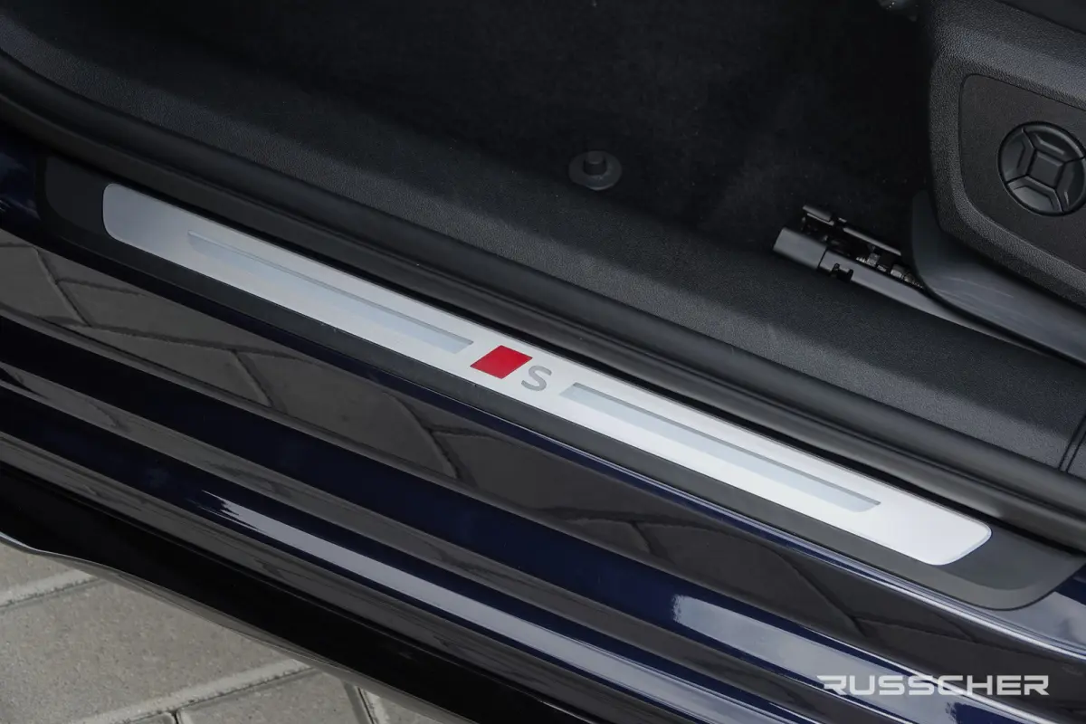 2.0Tfsi 204Pk Aut. | S-edition | Leder | LED | Firmament Blauw | 20''