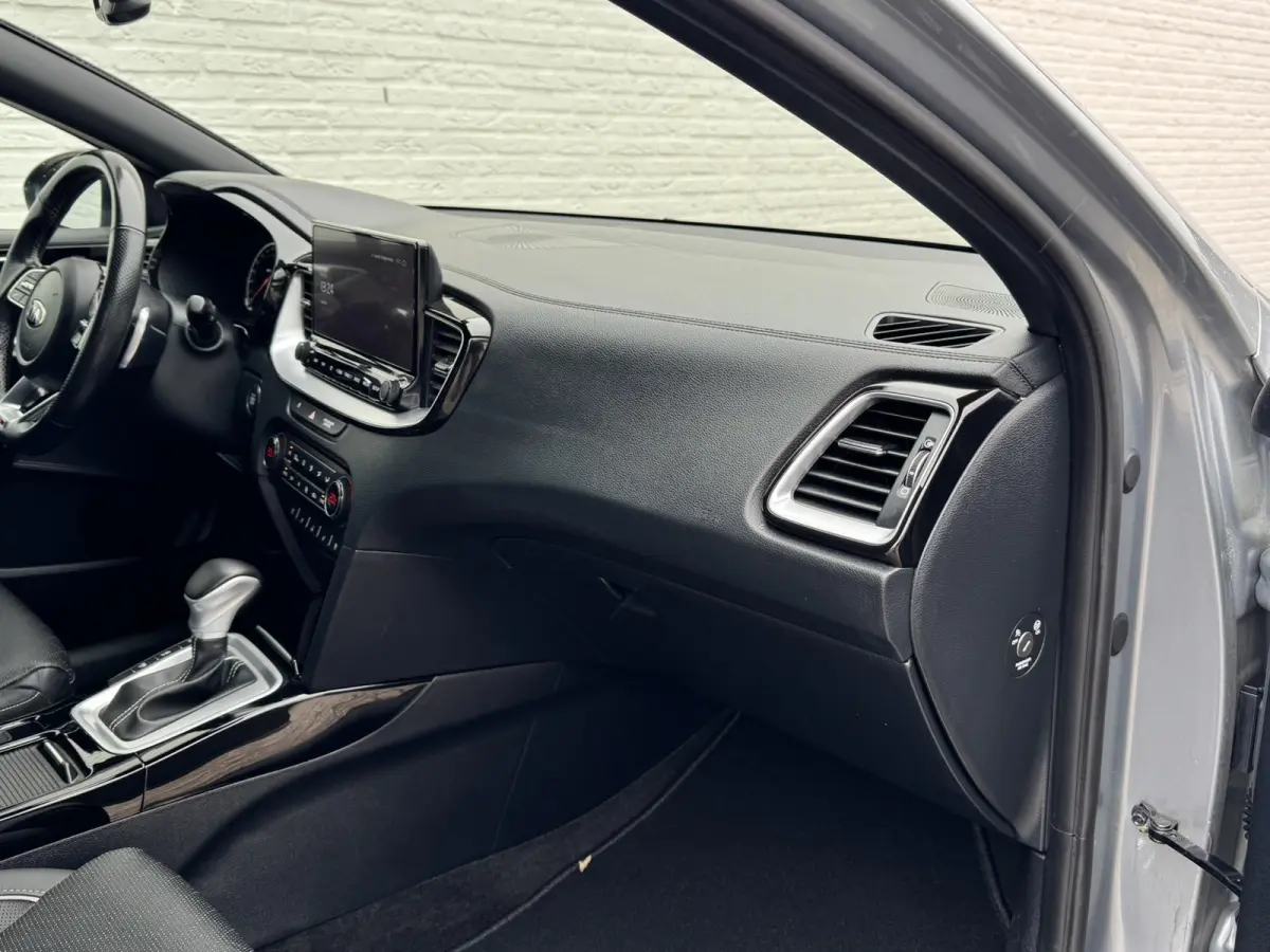 1.5 T-GDi GT-Line Automaat Stoelkoeling + Verwarming Stuurverw. Achterb.Verw Adaptive Cruise Carplay Camera PDC V + A