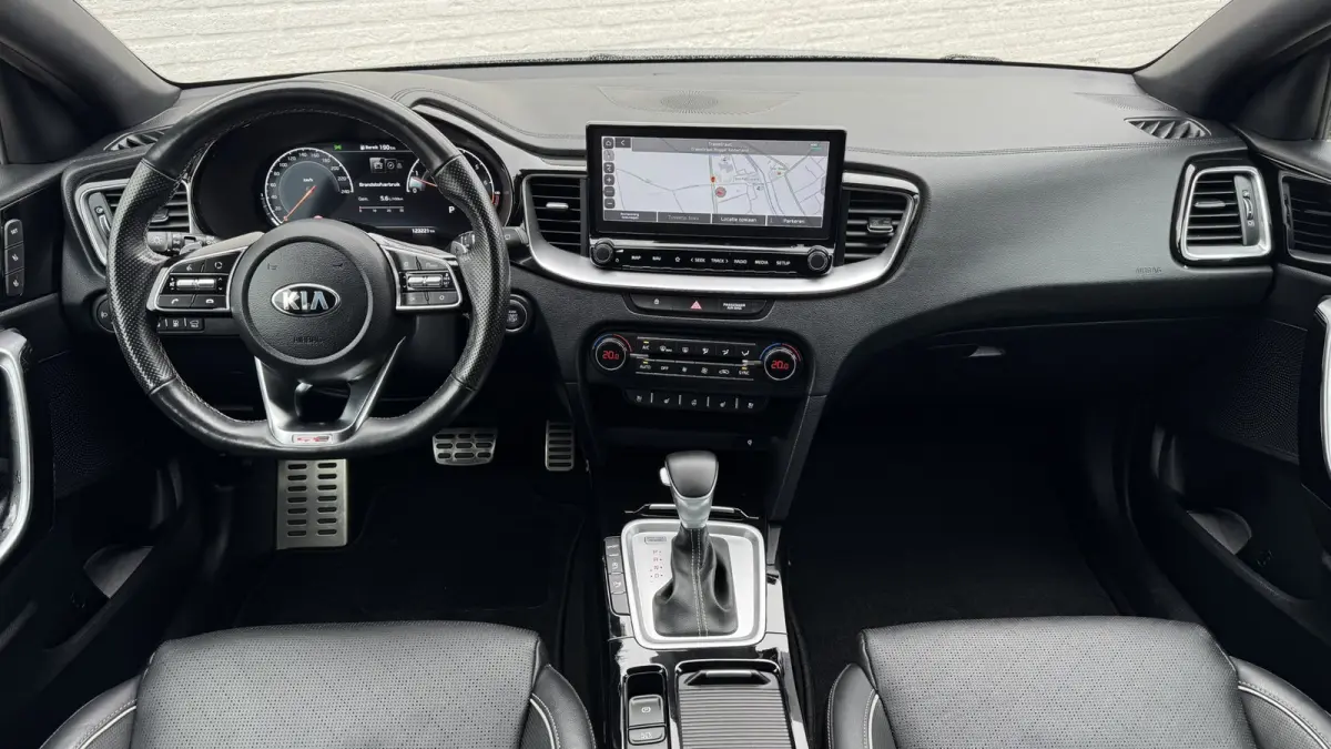 1.5 T-GDi GT-Line Automaat Stoelkoeling + Verwarming Stuurverw. Achterb.Verw Adaptive Cruise Carplay Camera PDC V + A