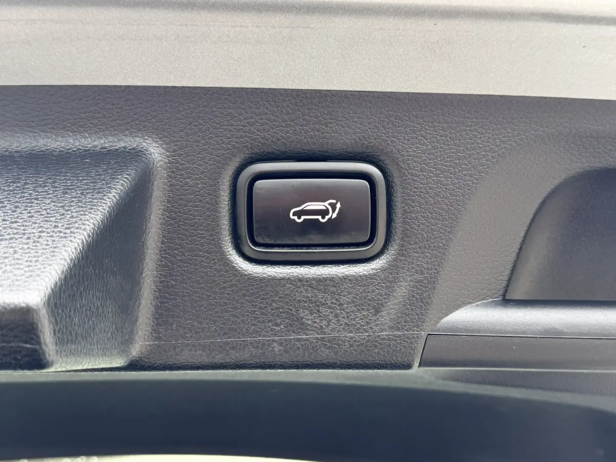1.5 T-GDi GT-Line Automaat Stoelkoeling + Verwarming Stuurverw. Achterb.Verw Adaptive Cruise Carplay Camera PDC V + A