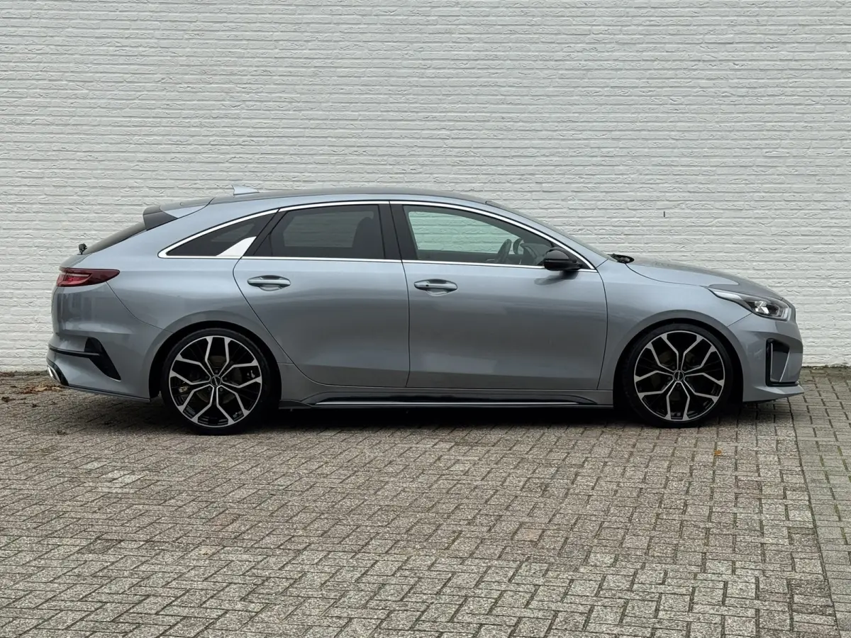 1.5 T-GDi GT-Line Automaat Stoelkoeling + Verwarming Stuurverw. Achterb.Verw Adaptive Cruise Carplay Camera PDC V + A
