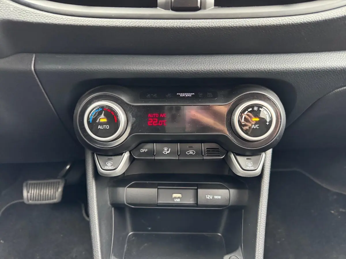 1.0 DPi DynamicPlusLine | Navigatie | Climate control | Cruise control | Parkeer camera | LM-Velgen