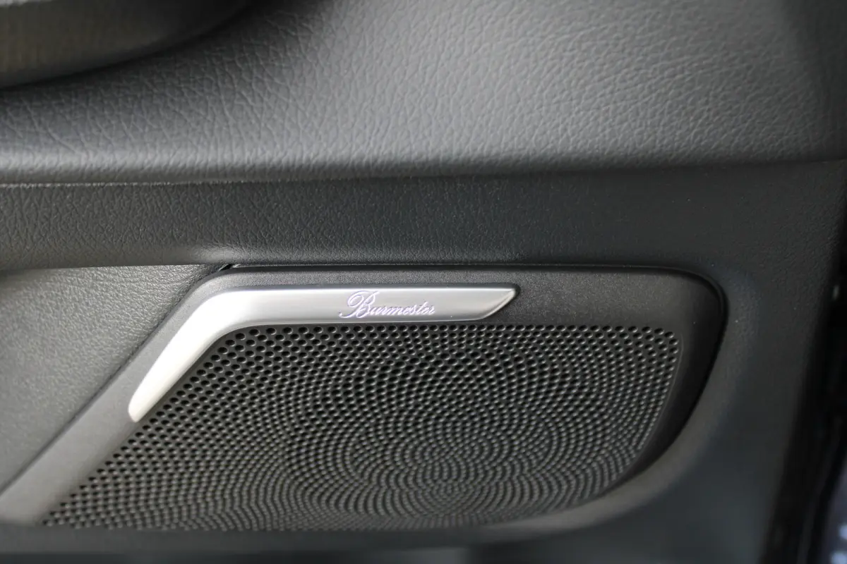 300d / Exclusive / AMG / DC / 4-Matic / Luchtvering / Elec Stoelen / Burmester / Vol Opties / NIEUWSTAAT.