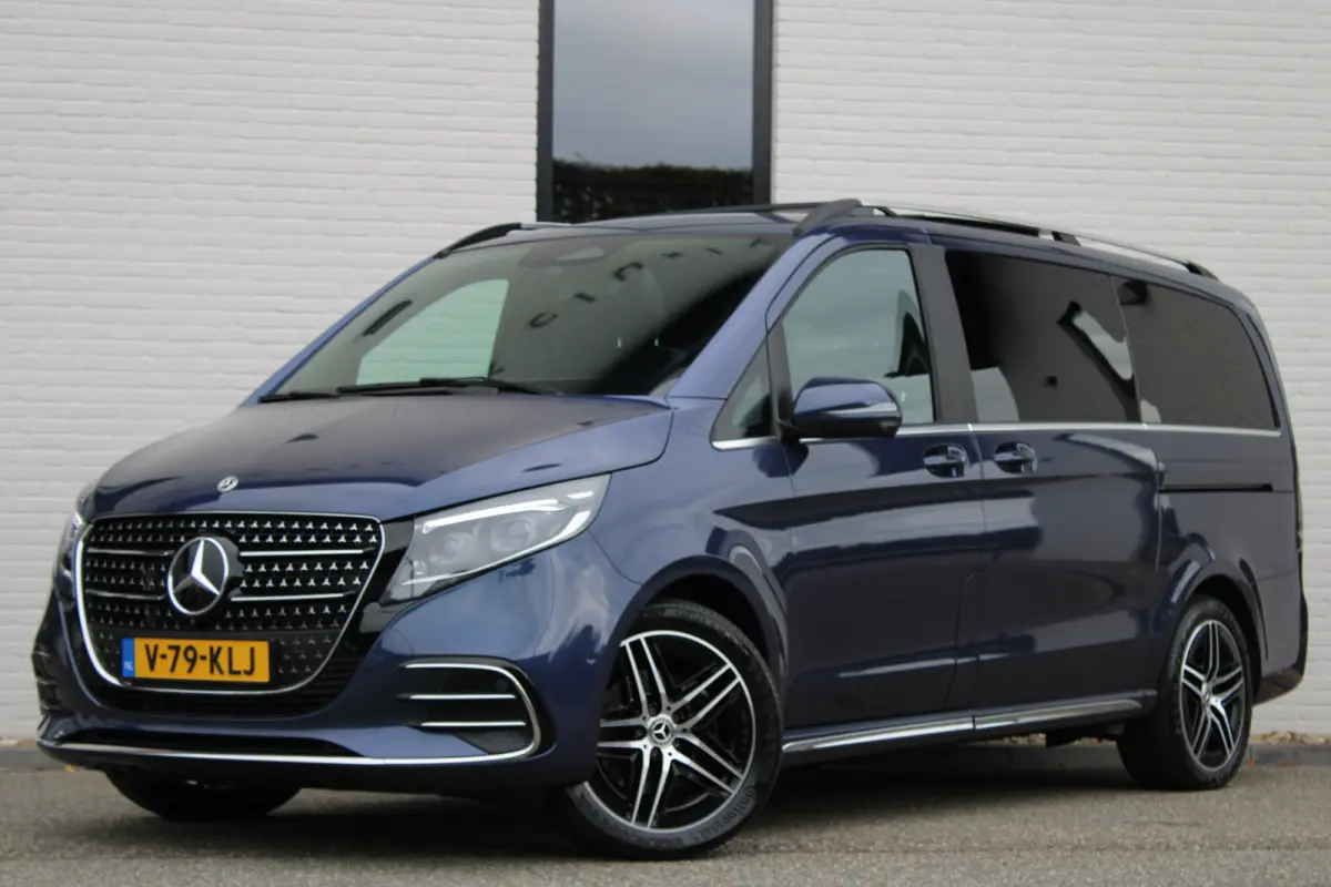 300d / Exclusive / AMG / DC / 4-Matic / Luchtvering / Elec Stoelen / Burmester / Vol Opties / NIEUWSTAAT.