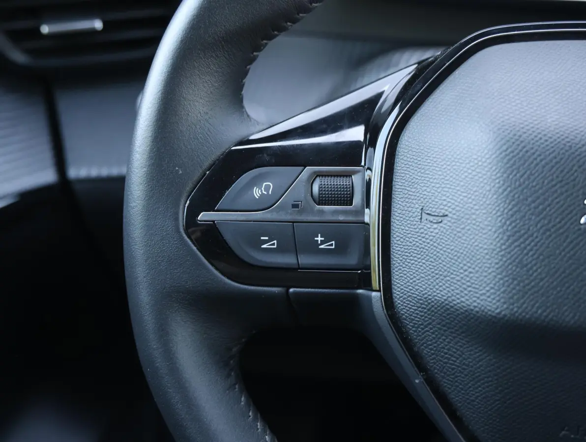 EV Allure Pack 50 kWh | ACCU 93% | Achteruitrijcamera | Apple Carplay/Anroid Auto | Lane Assist | Cruise Control
