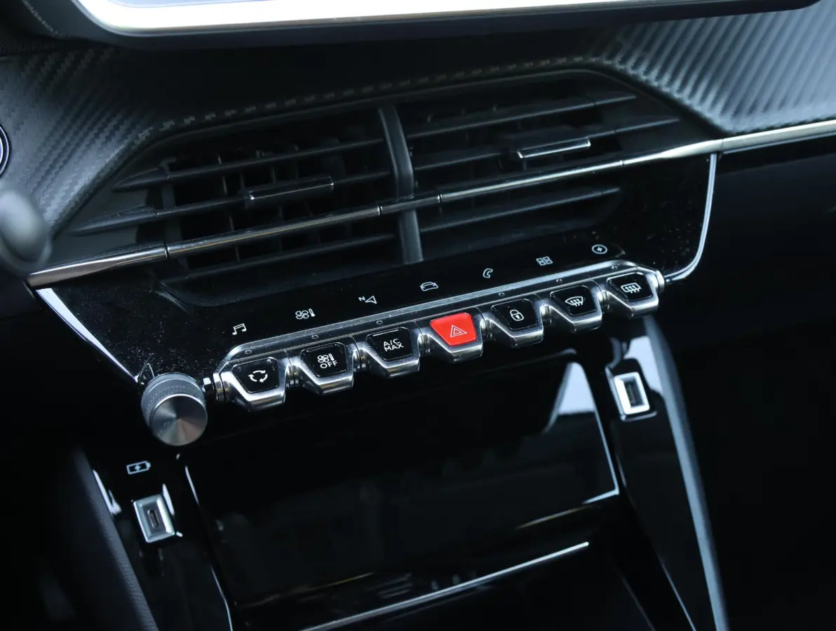 EV Allure Pack 50 kWh | ACCU 93% | Achteruitrijcamera | Apple Carplay/Anroid Auto | Lane Assist | Cruise Control