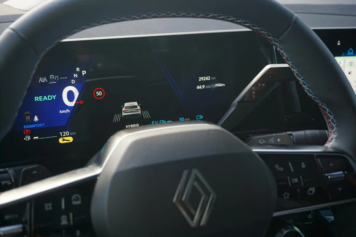 E-Tech 4x4 Plug-in hybrid 300 Esprit Alpine