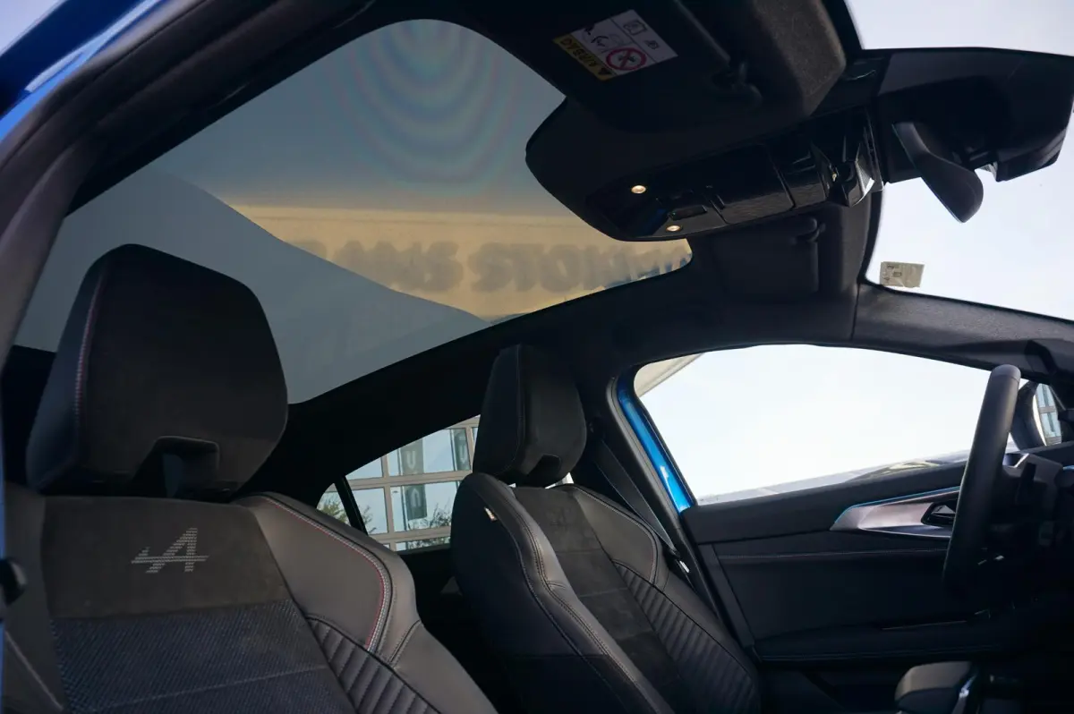 E-Tech 4x4 Plug-in hybrid 300 Esprit Alpine