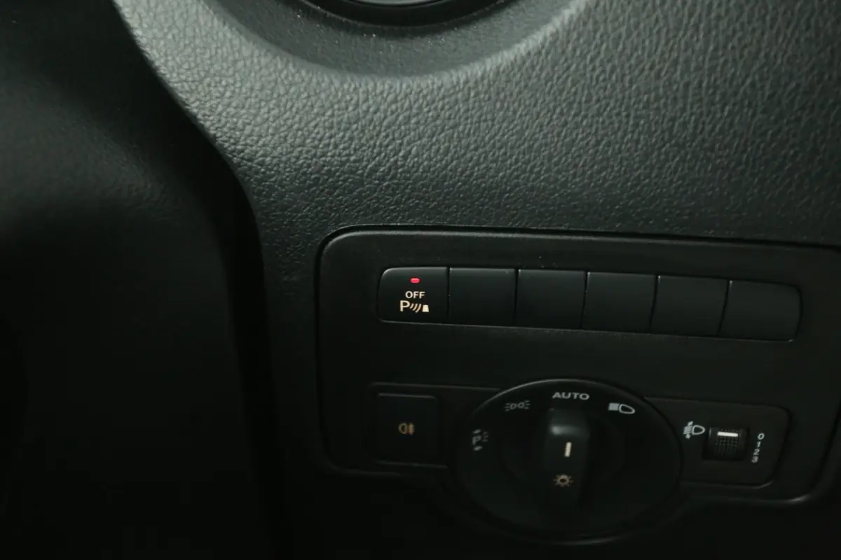 CDI Lang 140PK | Dubbele Cabine | Clima | Cruise | Carplay | Parkeersensoren