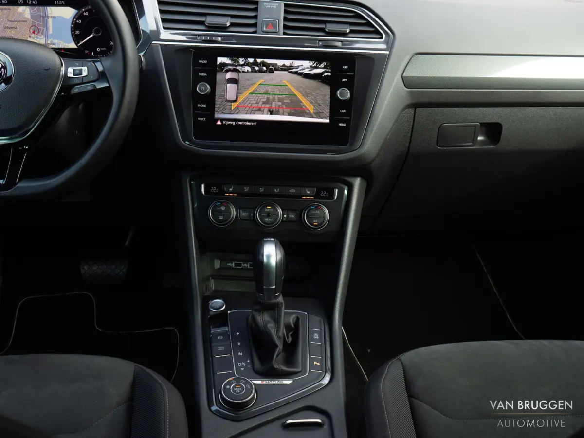 1.4 TSI 4M R-Line Pano Keyless Trekhaak 360 Virtual