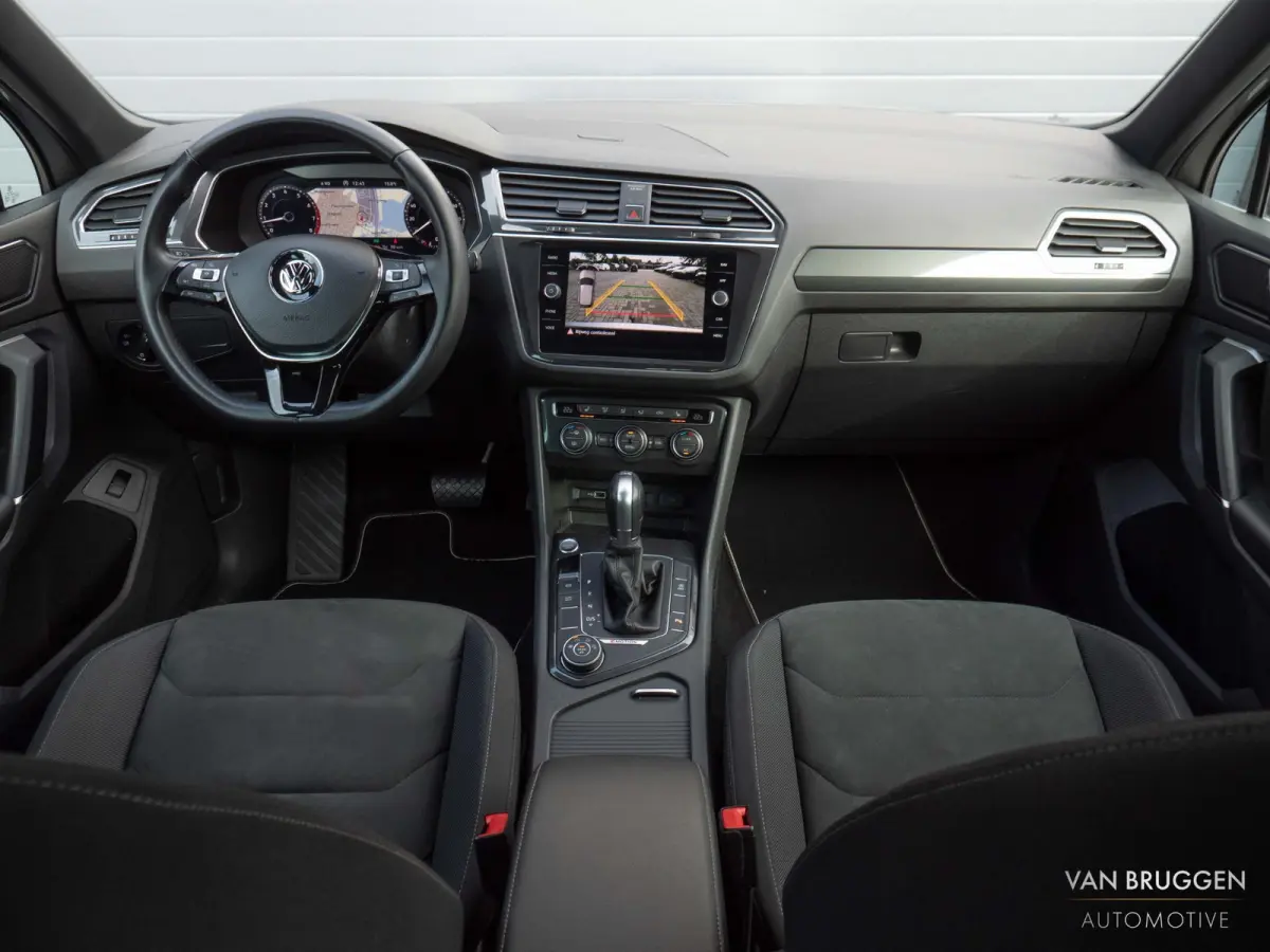1.4 TSI 4M R-Line Pano Keyless Trekhaak 360 Virtual