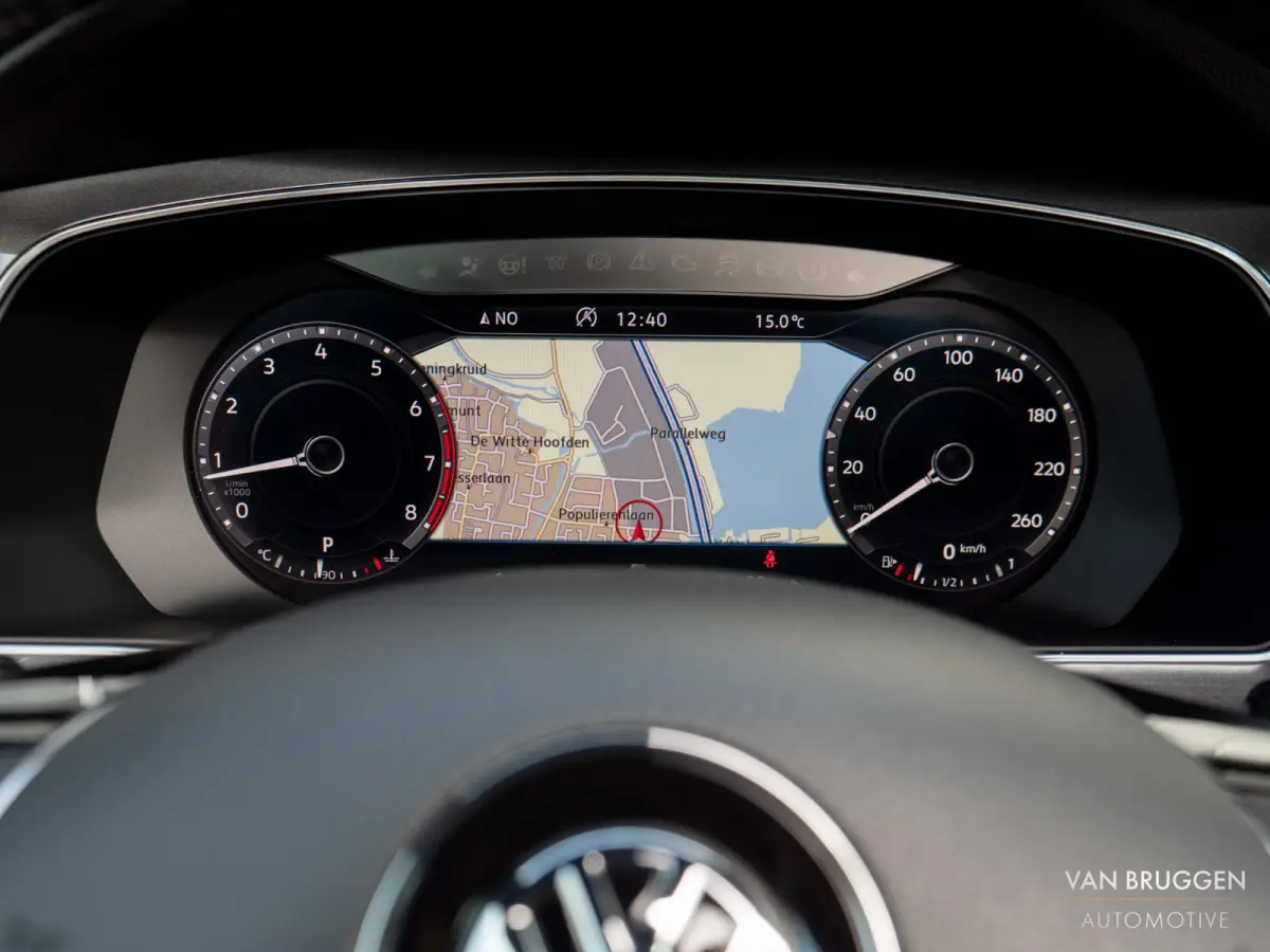 1.4 TSI 4M R-Line Pano Keyless Trekhaak 360 Virtual