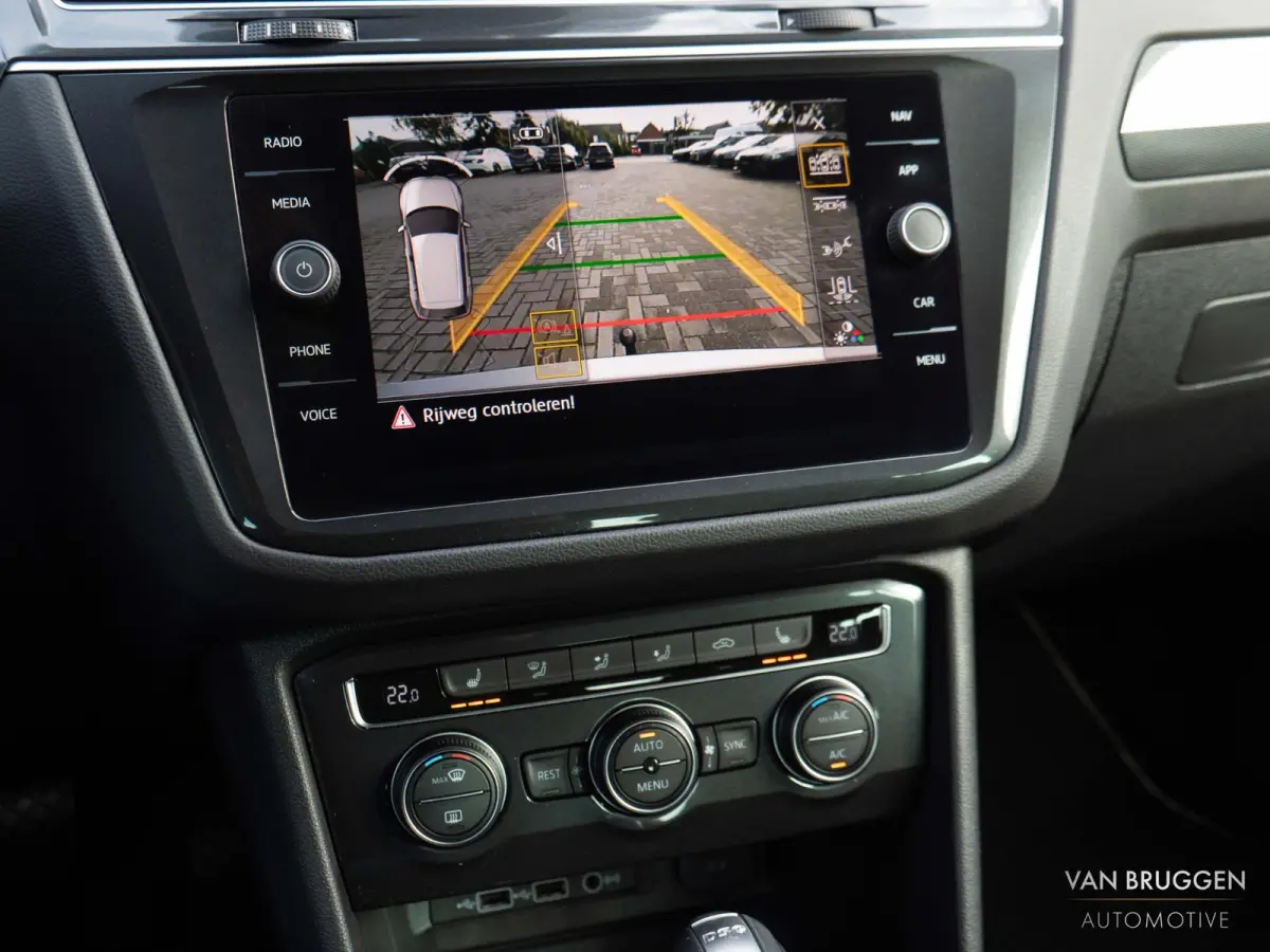 1.4 TSI 4M R-Line Pano Keyless Trekhaak 360 Virtual
