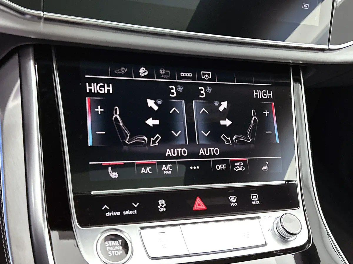 55 TFSI e quattro Pro Line S | Glazen panoramadak | Bang & Olufsen Premium 3D | Comfortsleutel | Trekhaak | Optiekpakket Zwart Plus | leder Bekleding met S-logo |  Lichtpakket plus | Glas Do