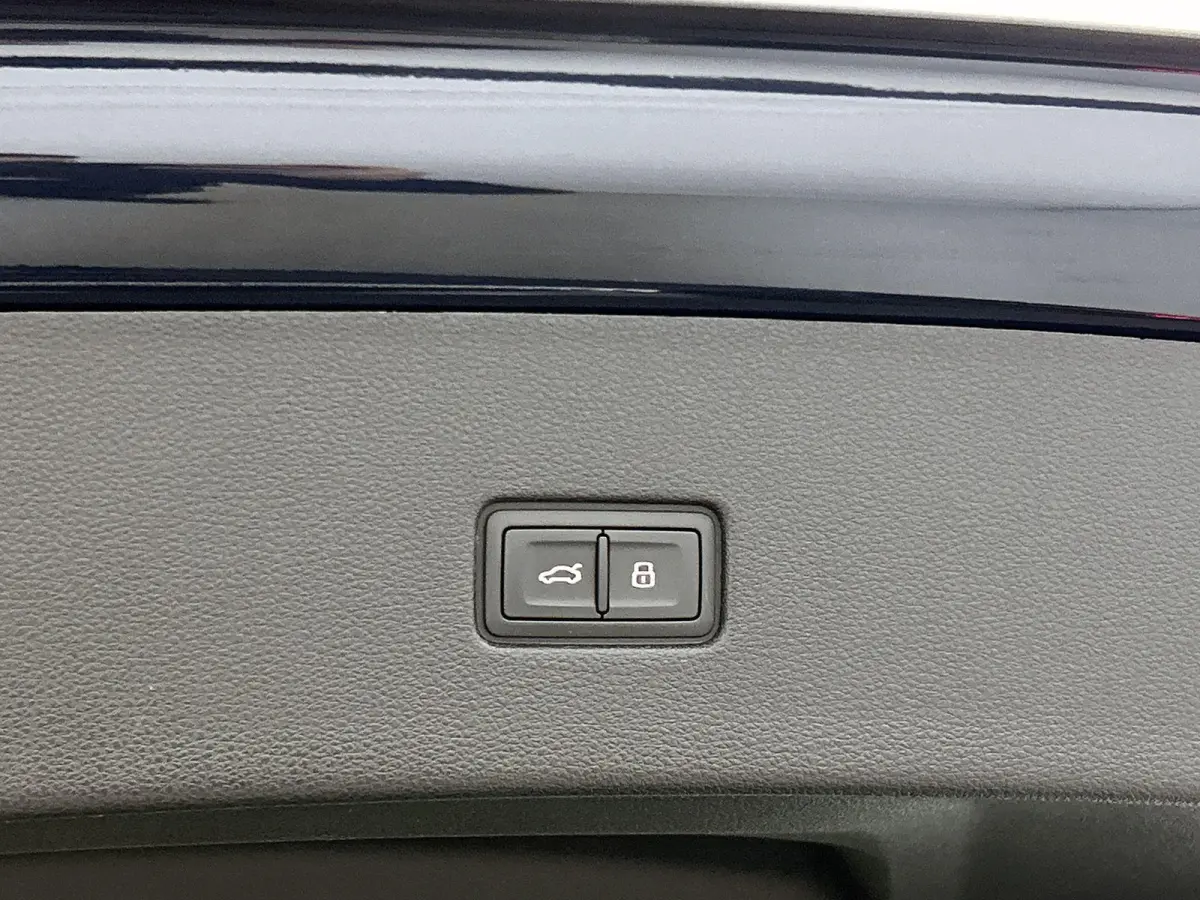 55 TFSI e quattro Pro Line S | Glazen panoramadak | Bang & Olufsen Premium 3D | Comfortsleutel | Trekhaak | Optiekpakket Zwart Plus | leder Bekleding met S-logo |  Lichtpakket plus | Glas Do