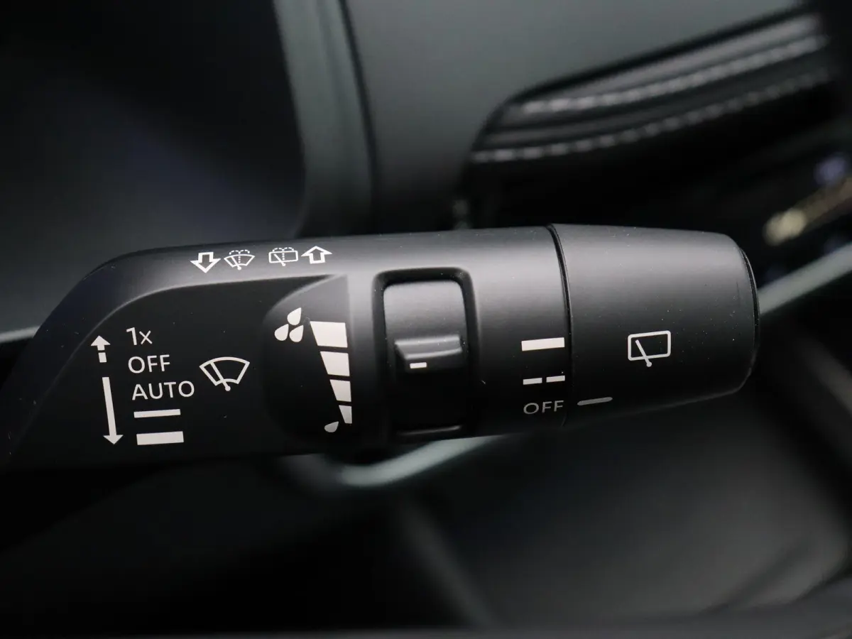 1.5 e-Power N-Connecta | 360 graden camera | Automaat | Stoel & Stuurverwarming | Panoramadak |