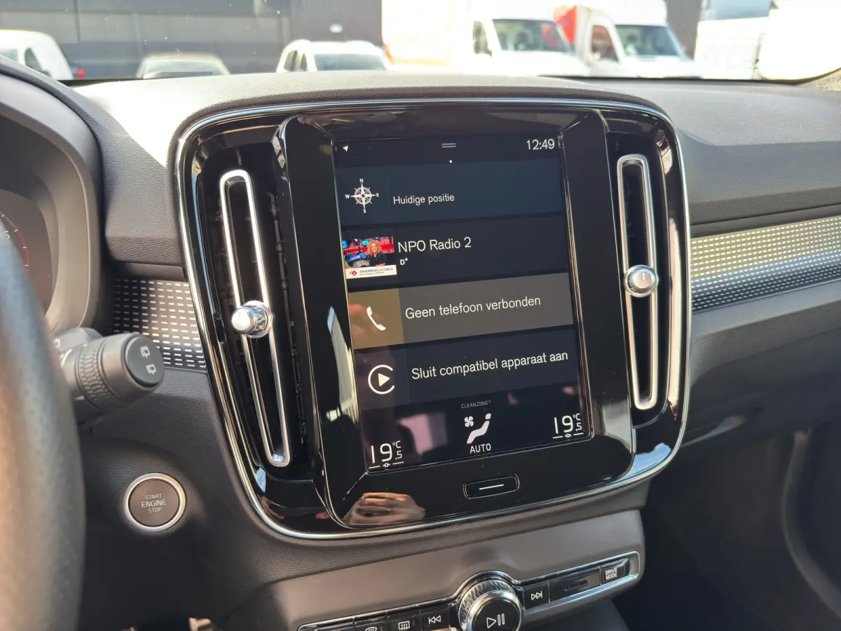 T3 R-Design | Achteruitrijcamera | Apple Carplay/Android Auto|telefoonintegratie premium | DAB ontvanger