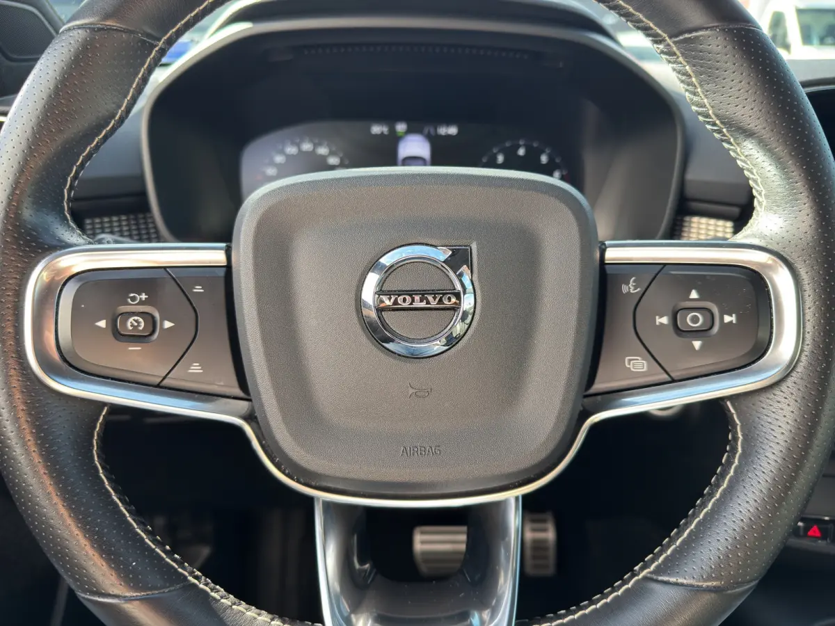 T3 R-Design | Achteruitrijcamera | Apple Carplay/Android Auto|telefoonintegratie premium | DAB ontvanger