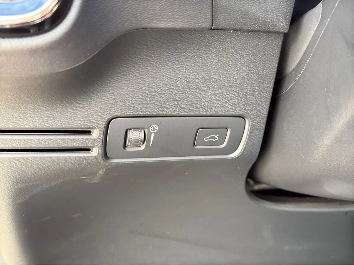 T3 R-Design | Achteruitrijcamera | Apple Carplay/Android Auto|telefoonintegratie premium | DAB ontvanger