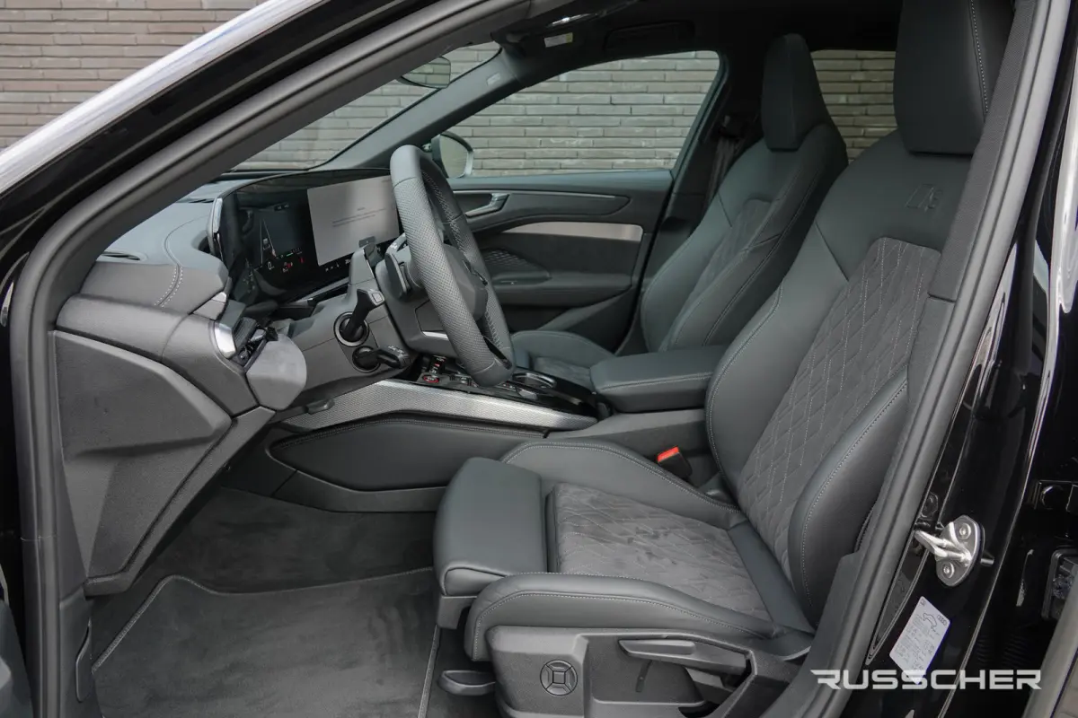 Edition One | 299Pk | quattro | S-Line | Plug-In Hybrid | 360° Camera | 21''