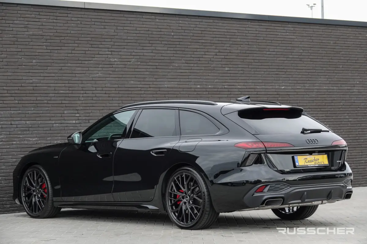 Edition One | 299Pk | quattro | S-Line | Plug-In Hybrid | 360° Camera | 21''