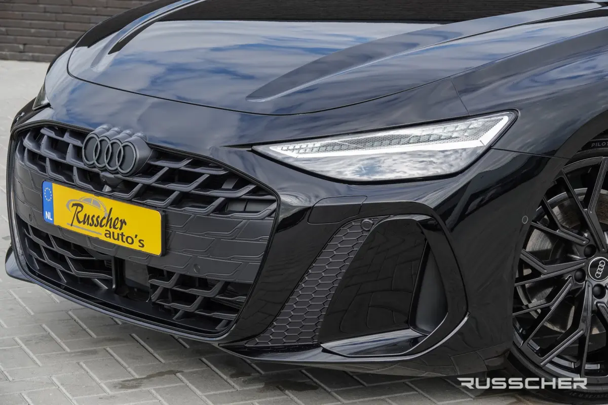 Edition One | 299Pk | quattro | S-Line | Plug-In Hybrid | 360° Camera | 21''