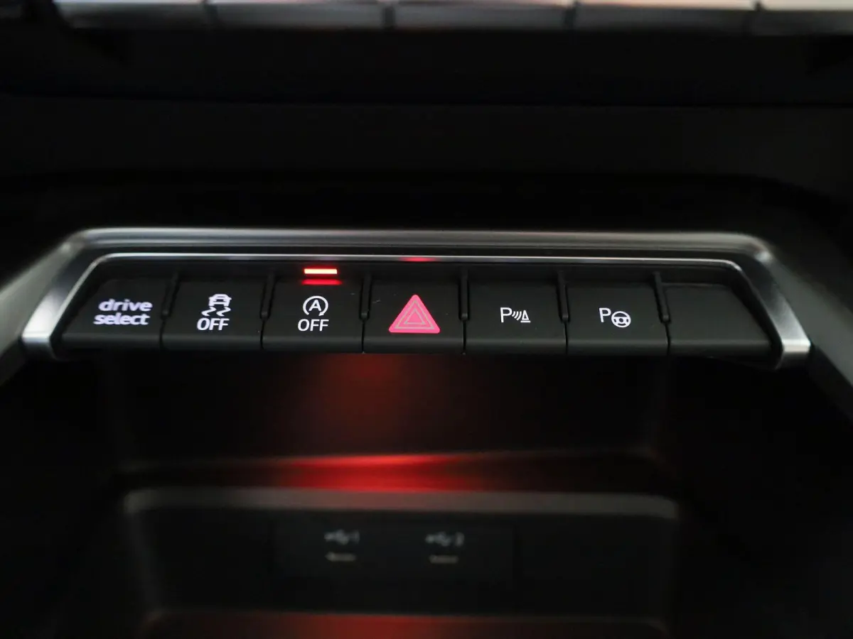 35 TFSI S edition | PANORAMADAK | LEDER | ACHTERUITRIJCAMERA | APPLE CARPLAY - ANDROID AUTO | BANG & OLUFSEN GELUID | DODEHOEKSENSOREN | LED VERLICHTING | ELEKTRISCH VERSTELBARE STOELEN | EL