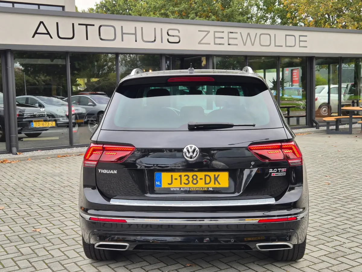 R-Line 2.0 TSI 4Motion 220pk