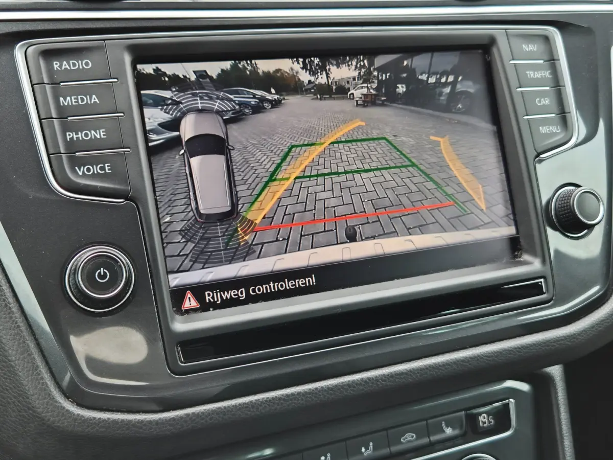 R-Line 2.0 TSI 4Motion 220pk