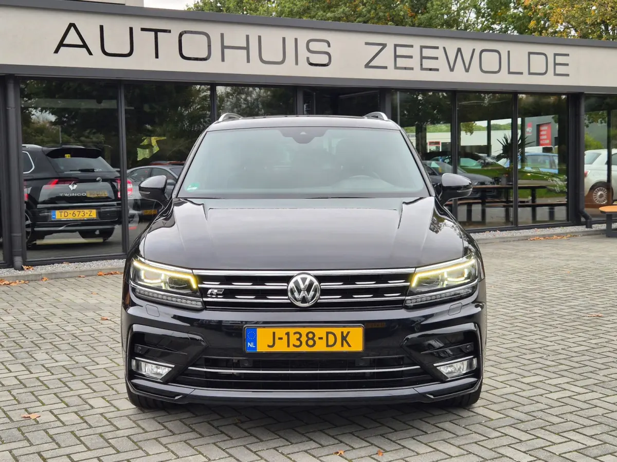 R-Line 2.0 TSI 4Motion 220pk