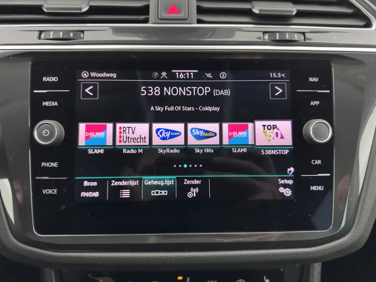 2.0 TDI Business+ (INCL.BTW) Aut. *FULL-LED | HEATED-COMFORTSEATS | ADAPTIVE-CRUISE | DIGI-COCKPIT | PRIVACY-GLASS | CAMERA | SHIFT-PADDLES | ECC | PDC | 18''ALU | TOWBAR*