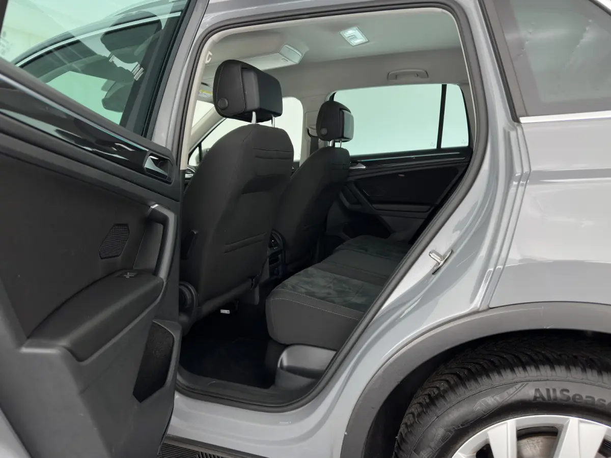 2.0 TDI Business+ (INCL.BTW) Aut. *FULL-LED | HEATED-COMFORTSEATS | ADAPTIVE-CRUISE | DIGI-COCKPIT | PRIVACY-GLASS | CAMERA | SHIFT-PADDLES | ECC | PDC | 18''ALU | TOWBAR*