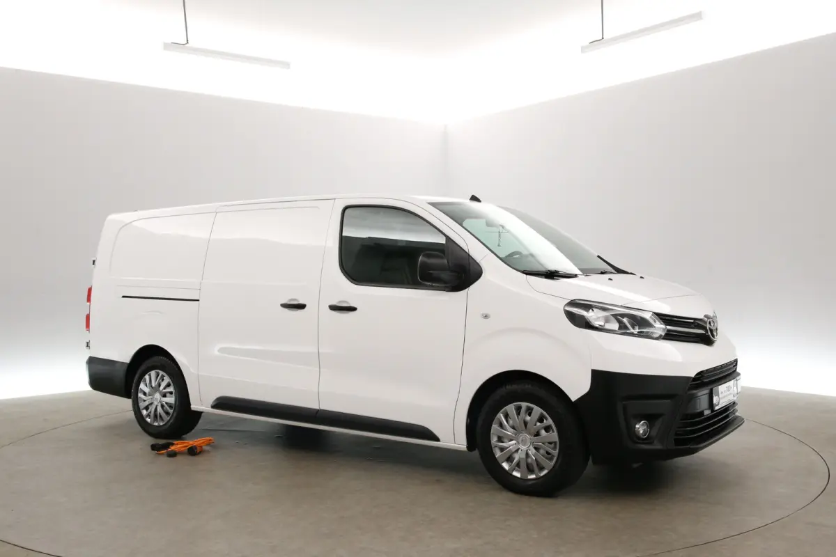 Electric 75 kWh L3H1 Range | Snelladen | SOH 93% | Airco | Cruise | Carplay | 3 Zits | Parkeersens.
