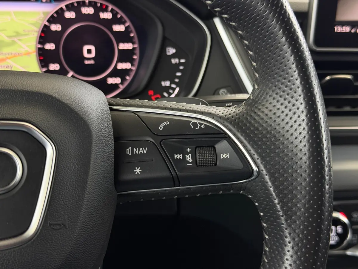 50 TFSI E Quattro 3x S-Line Competition