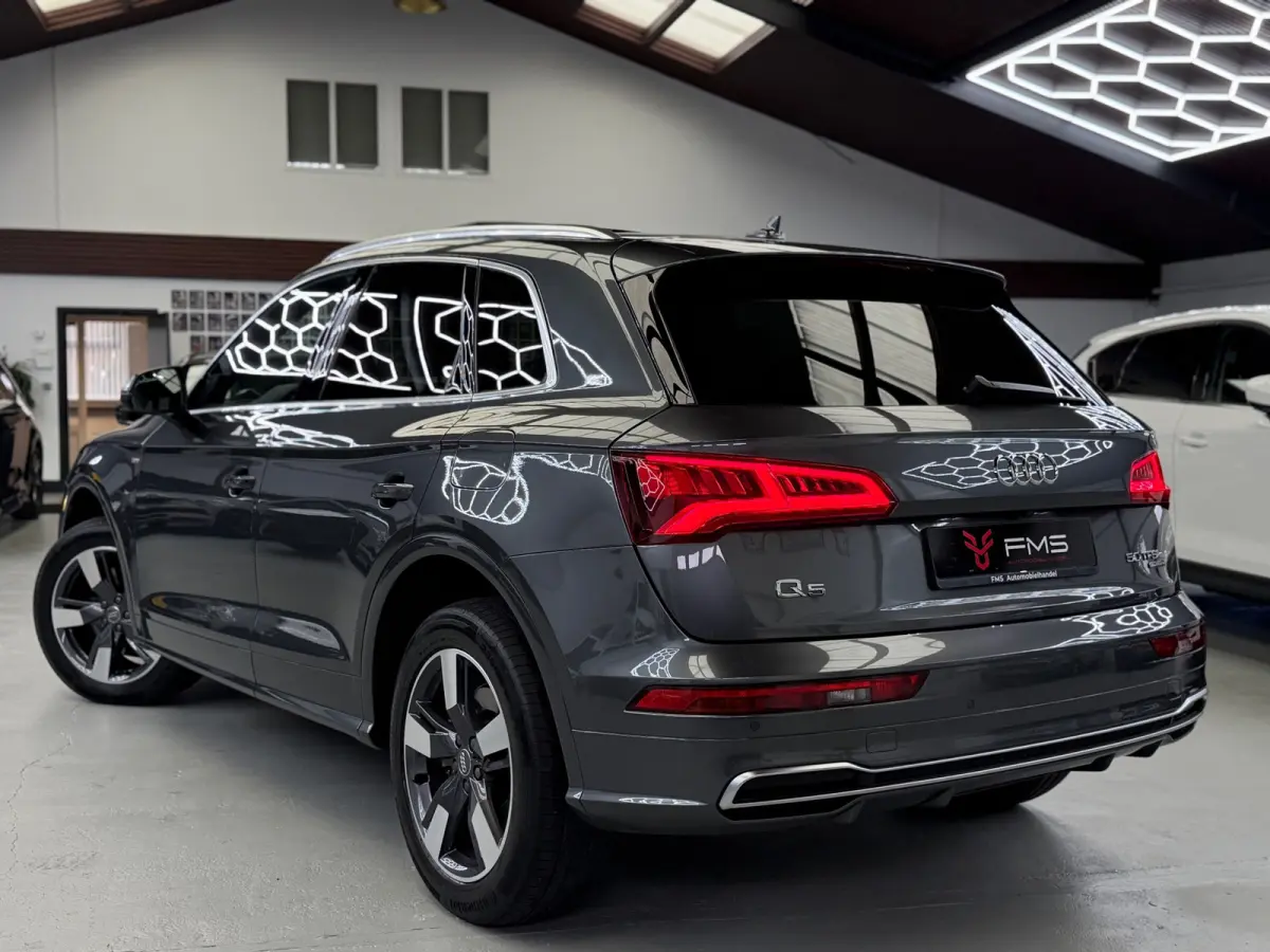 50 TFSI E Quattro 3x S-Line Competition