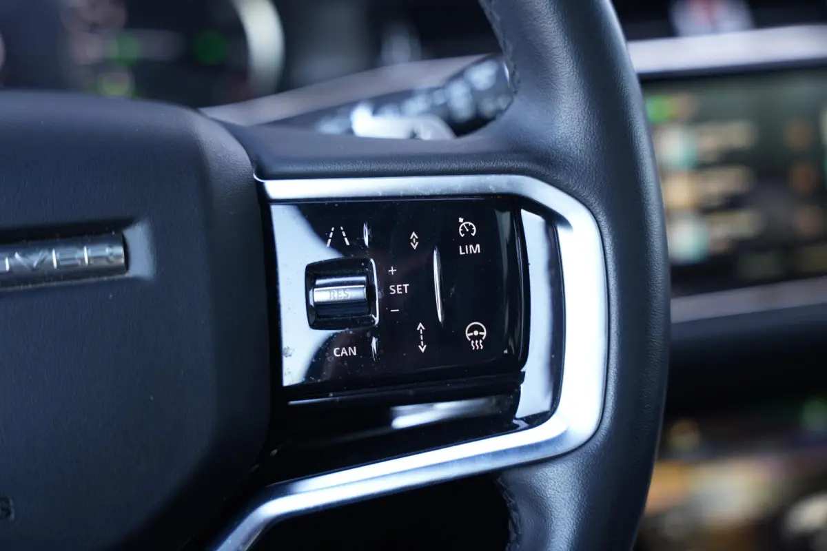 1.5 P300e AWD R-Dynamic SE Panoramadak Meridian Adapt. Cruise Matrix LED Leer
