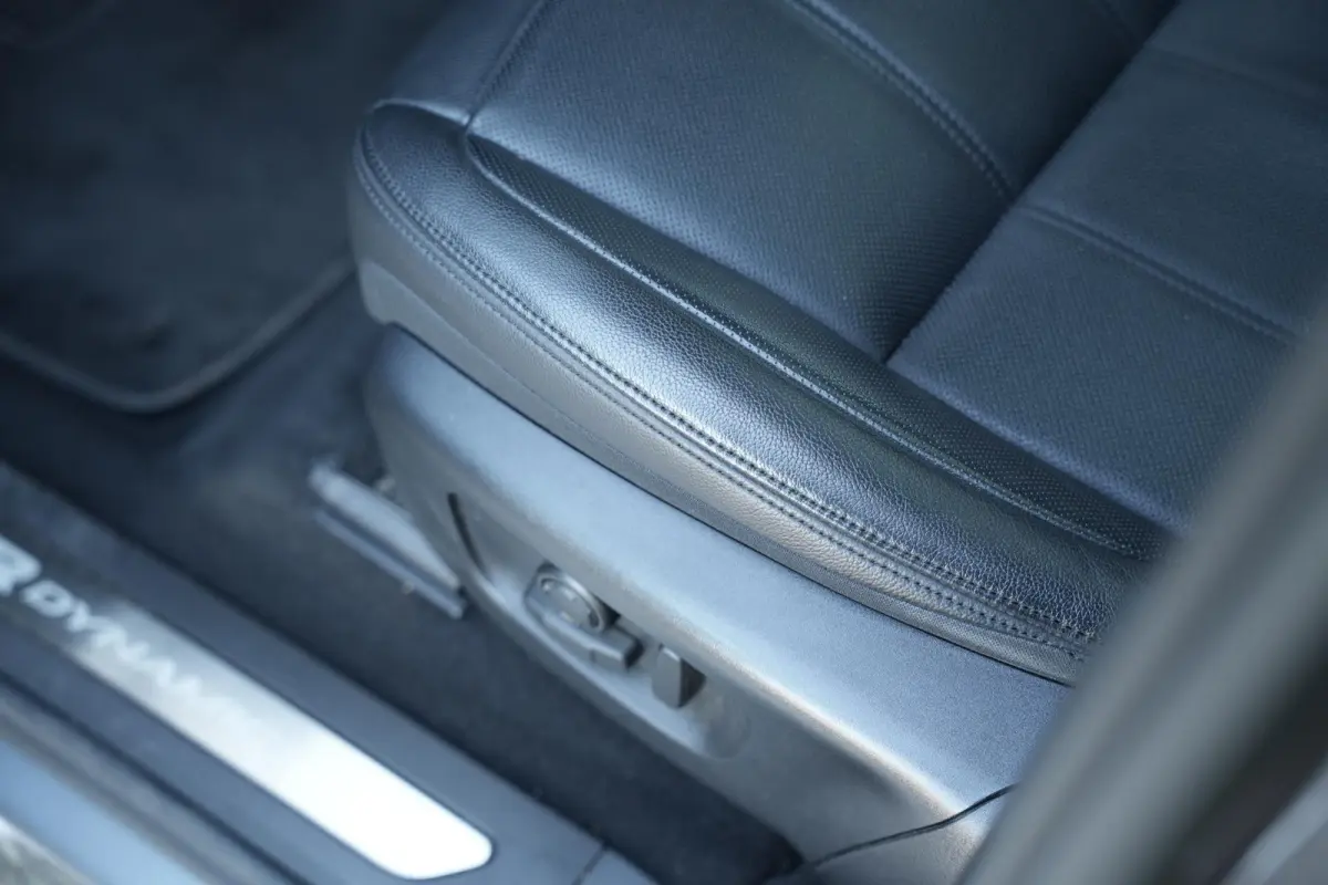 1.5 P300e AWD R-Dynamic SE Panoramadak Meridian Adapt. Cruise Matrix LED Leer
