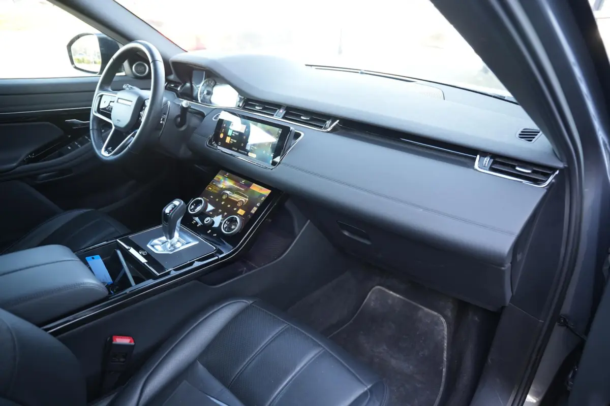 1.5 P300e AWD R-Dynamic SE Panoramadak Meridian Adapt. Cruise Matrix LED Leer