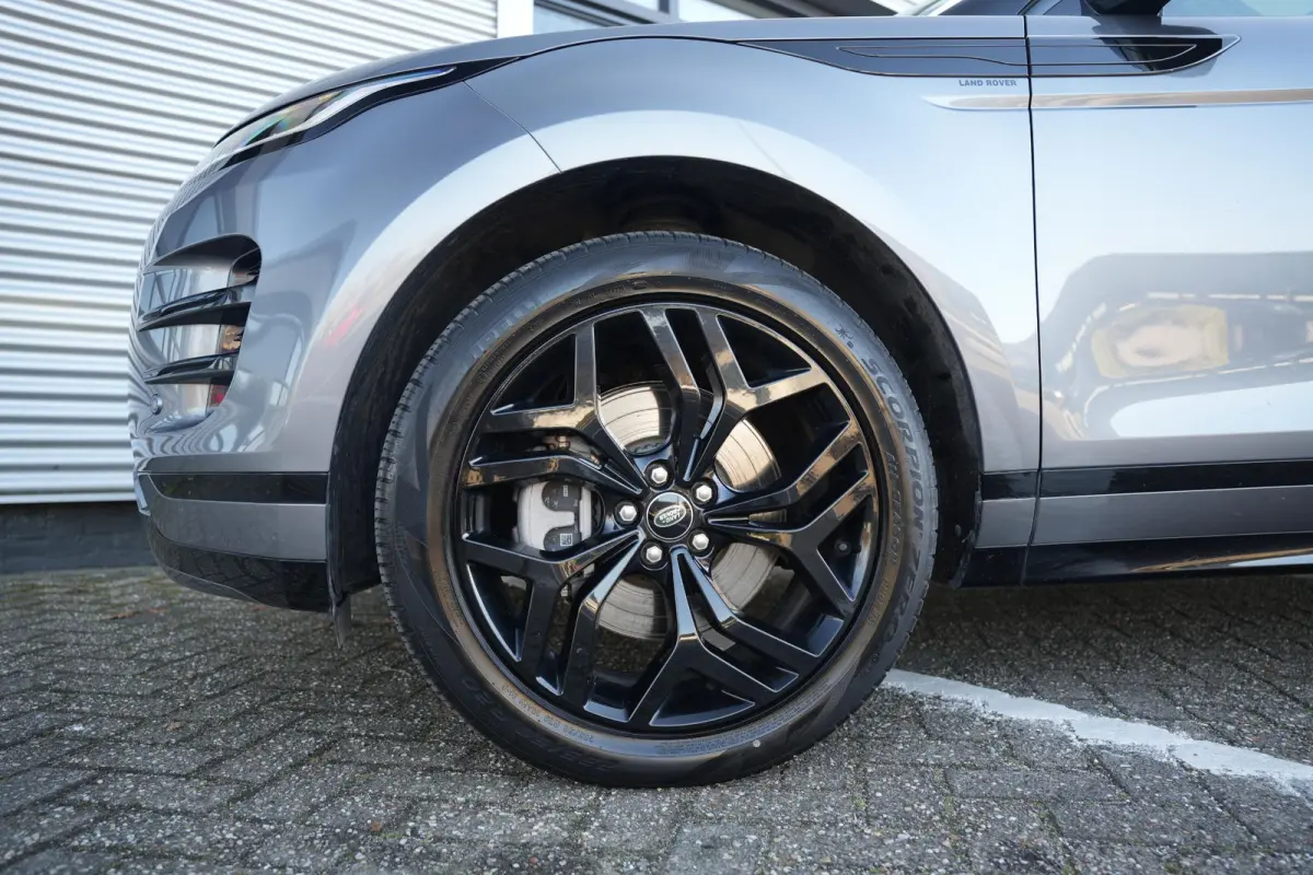 1.5 P300e AWD R-Dynamic SE Panoramadak Meridian Adapt. Cruise Matrix LED Leer