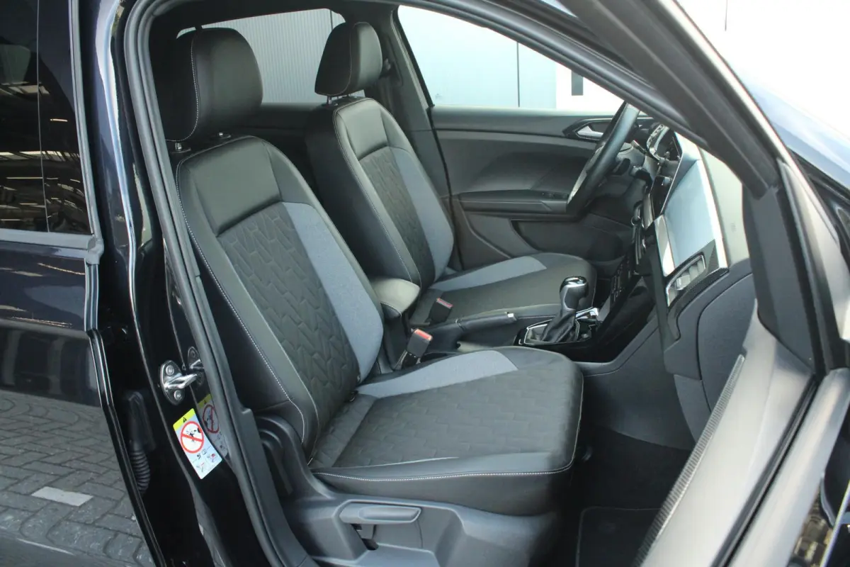 1.0 TSI 115pk DSG Life 'Goal' | Trekhaak Afn. | CarPlay & Android Auto| Park Assist