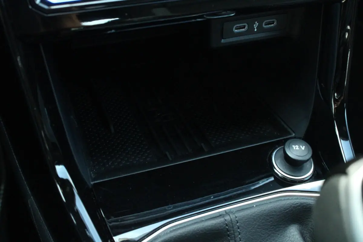 1.0 TSI 115pk DSG Life 'Goal' | Trekhaak Afn. | CarPlay & Android Auto| Park Assist