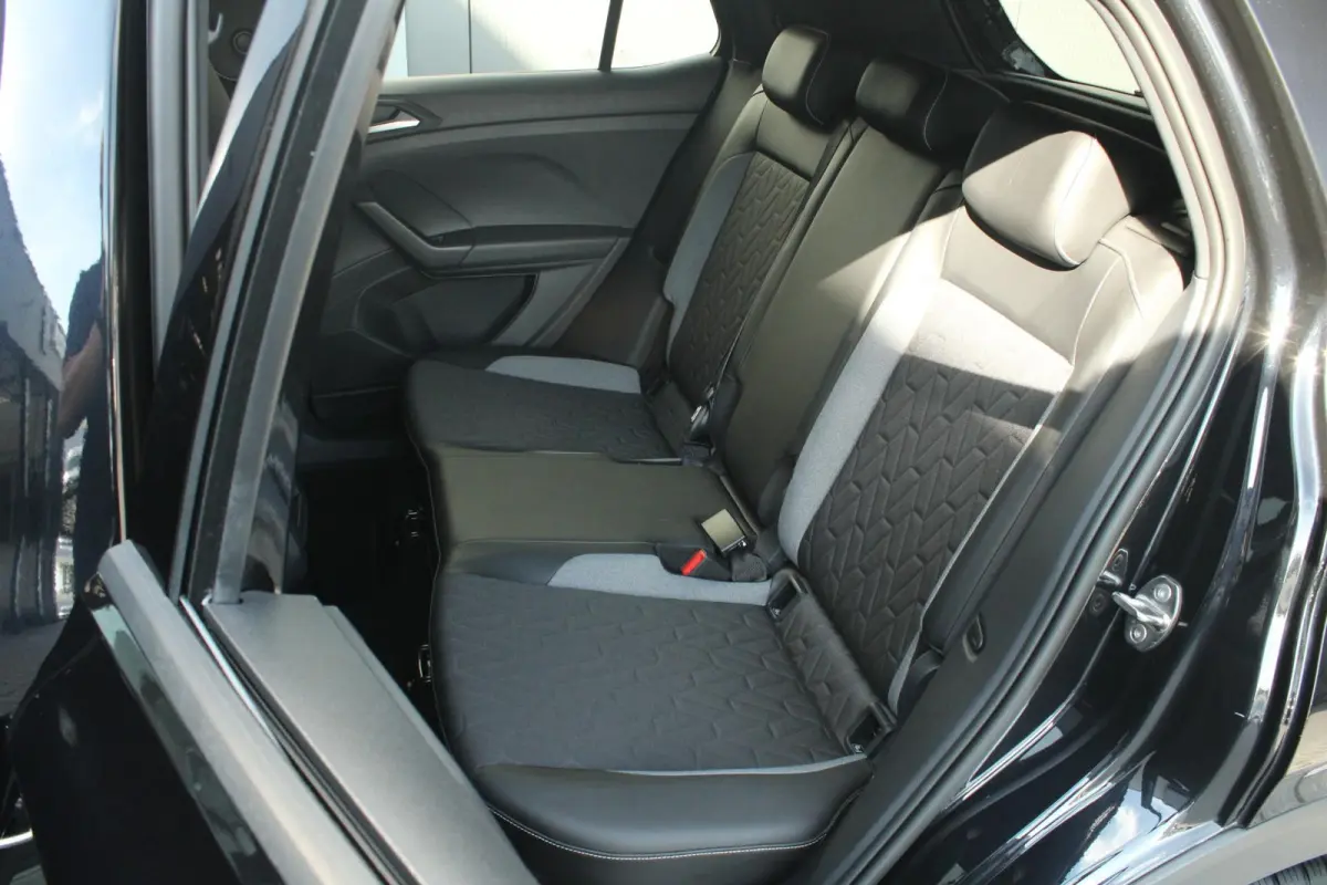1.0 TSI 115pk DSG Life 'Goal' | Trekhaak Afn. | CarPlay & Android Auto| Park Assist