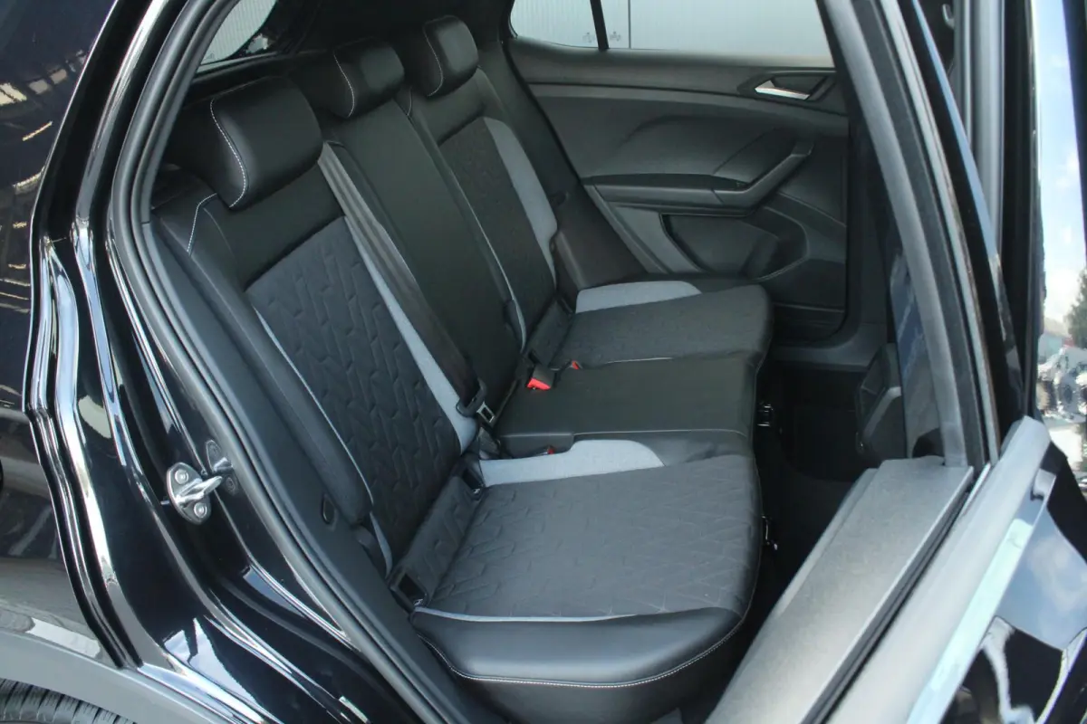 1.0 TSI 115pk DSG Life 'Goal' | Trekhaak Afn. | CarPlay & Android Auto| Park Assist