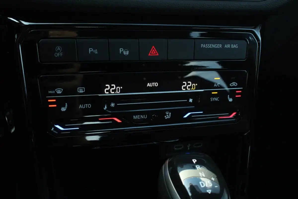 1.0 TSI 115pk DSG Life 'Goal' | Trekhaak Afn. | CarPlay & Android Auto| Park Assist