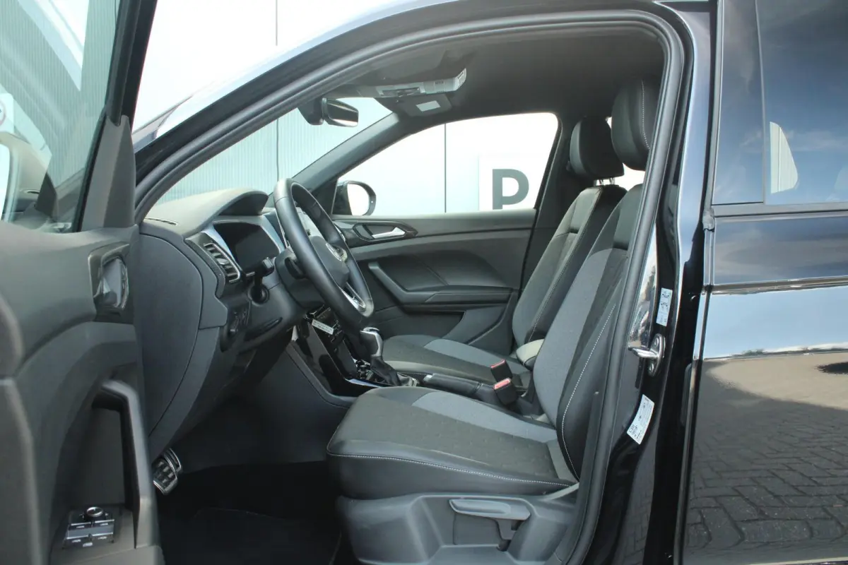 1.0 TSI 115pk DSG Life 'Goal' | Trekhaak Afn. | CarPlay & Android Auto| Park Assist
